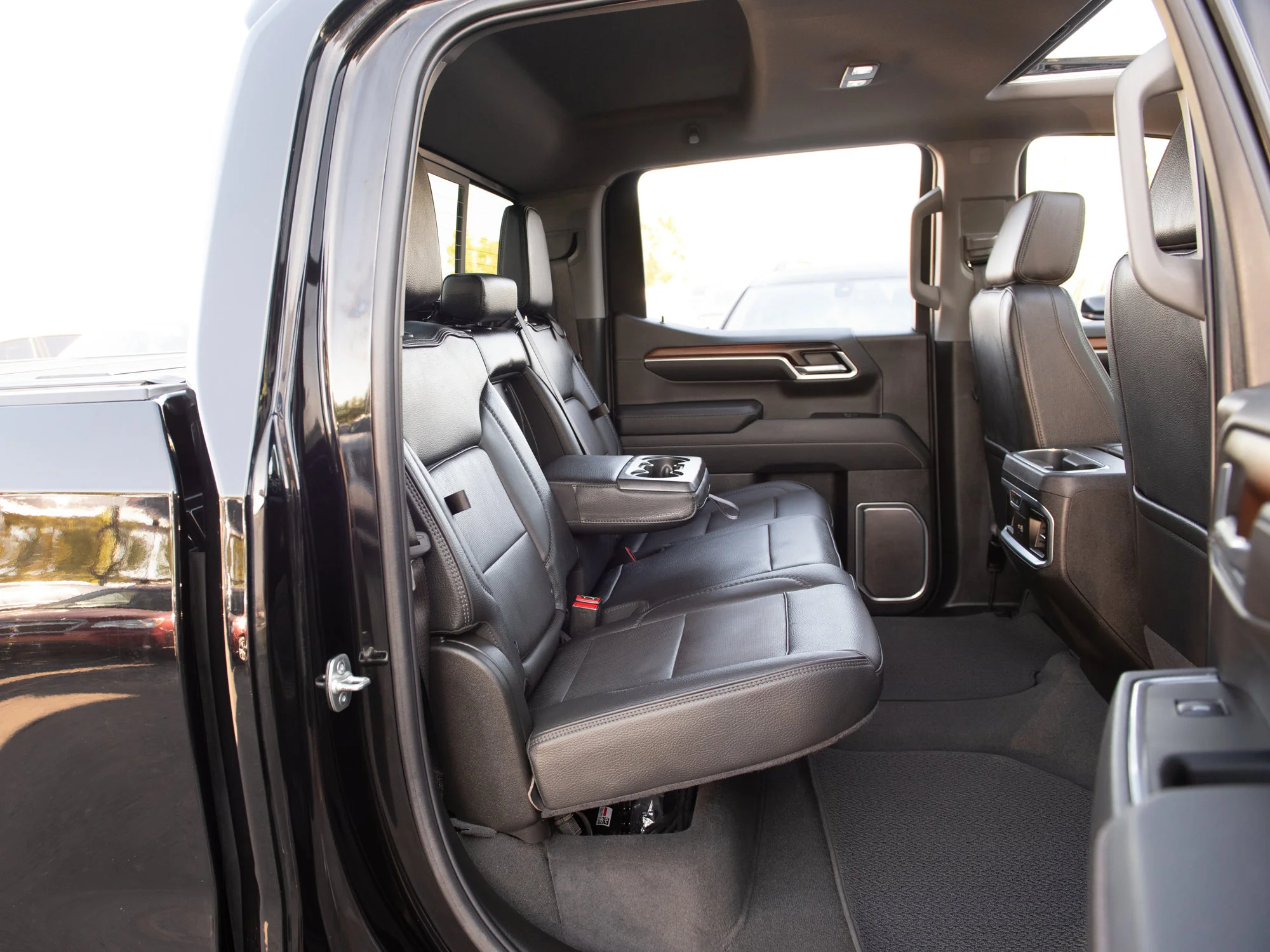 Used 2025 Black GMC Denali* | Crew Cab | Super Cruise | 3.0L Duramax | 305 HP | 495 LB-FT | Sunroof | image 23