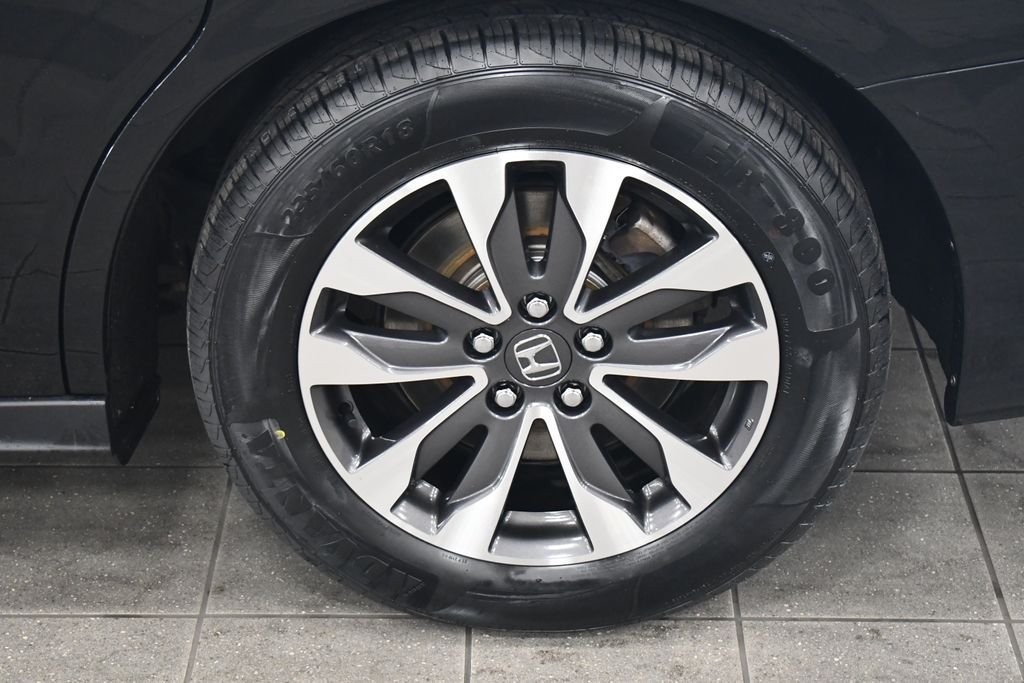2023 Honda Odyssey EX-L - Photo 13
