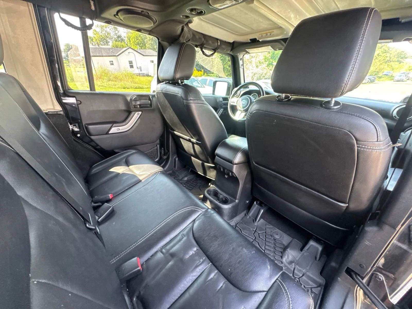 Used 2014 Black Jeep Unlimited Rubicon image 23