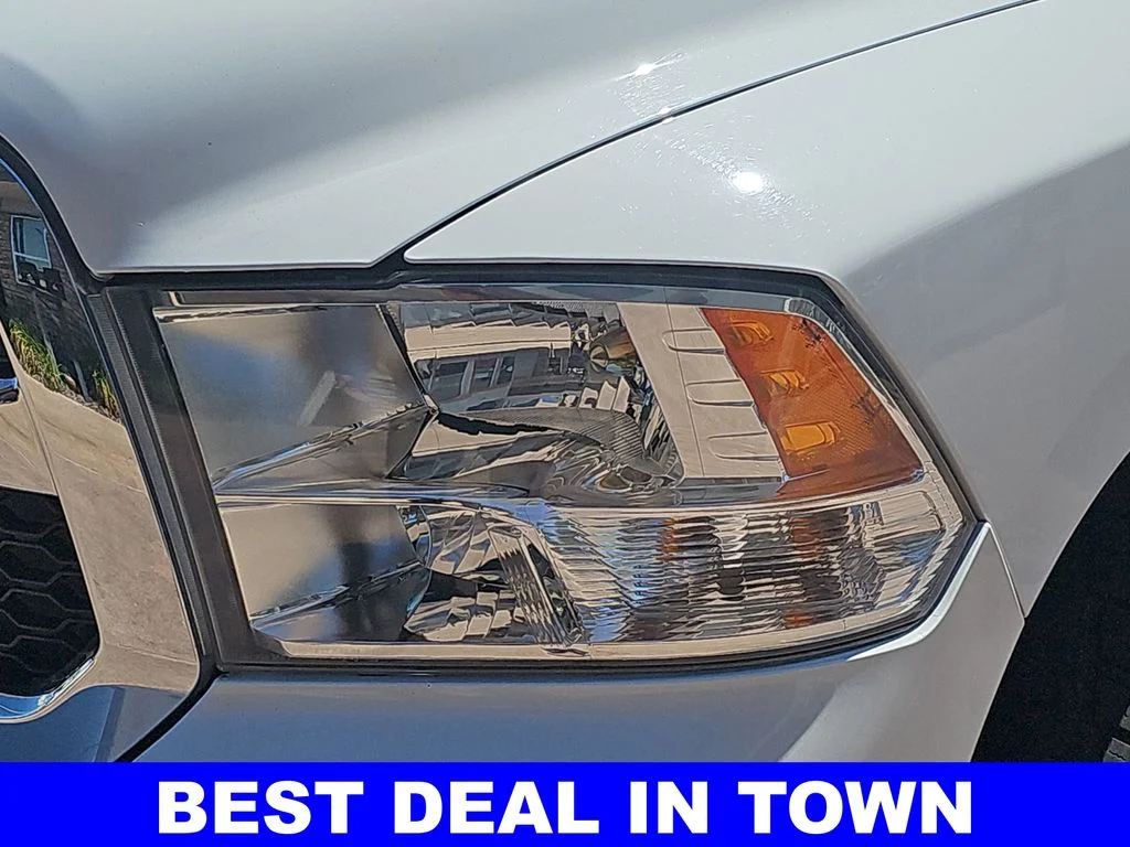 Used 2022 White Ram SLT image 32