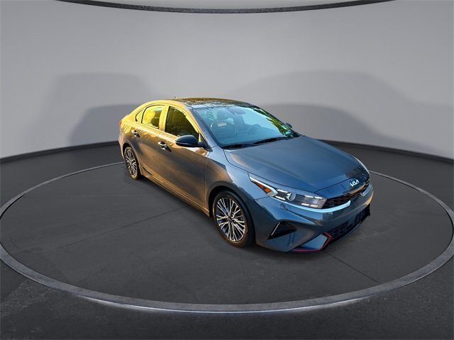 2023 Kia Forte GT-Line photo 2