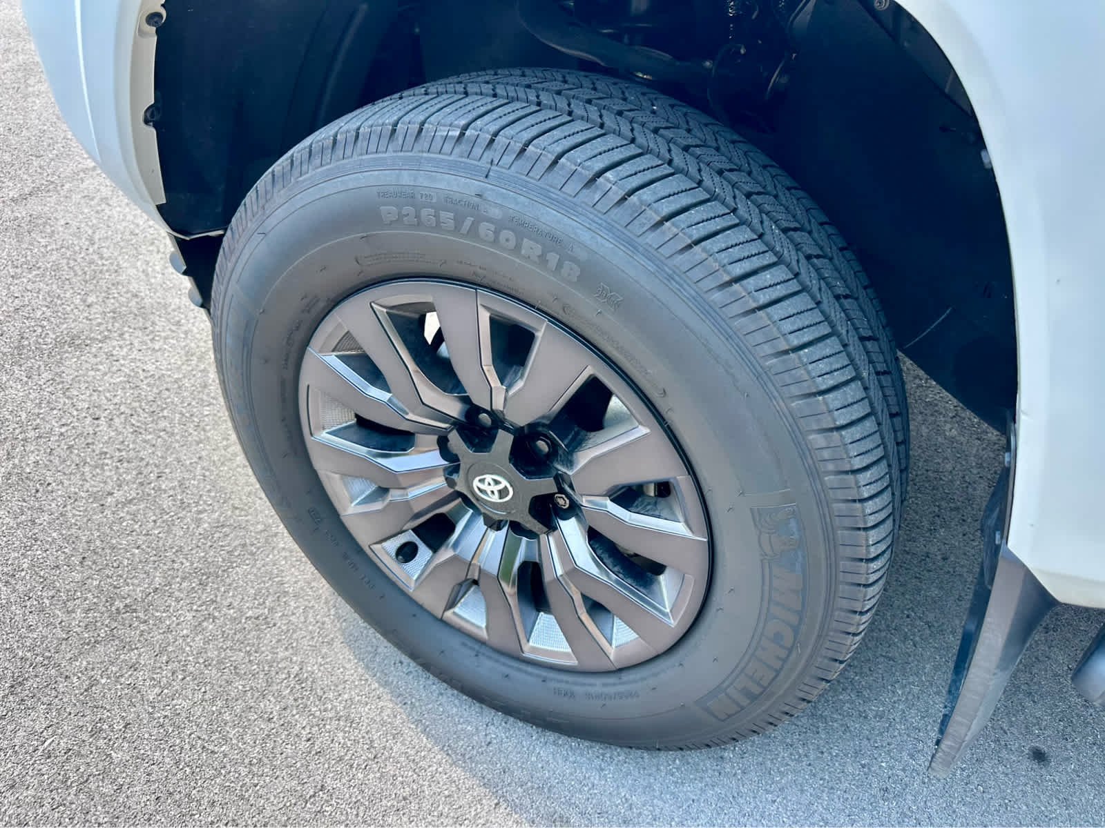 Used 2023 Wind Chill Pearl Toyota Limited image 9