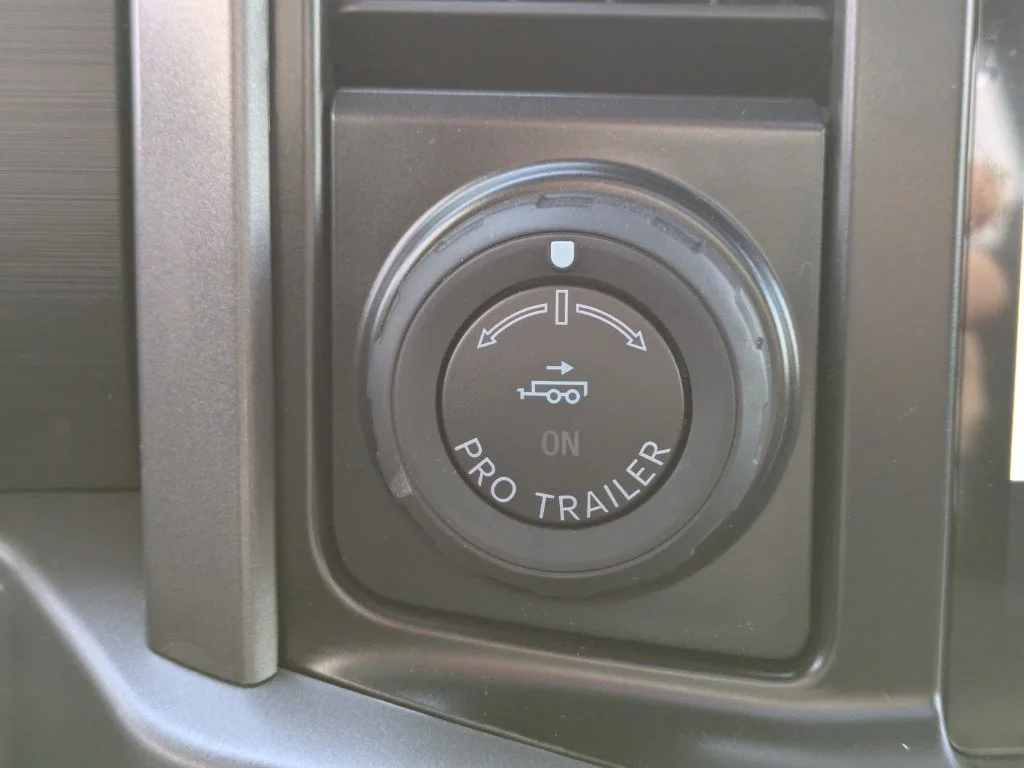 New 2026 Agate Black Metallic Ford XLT image 25
