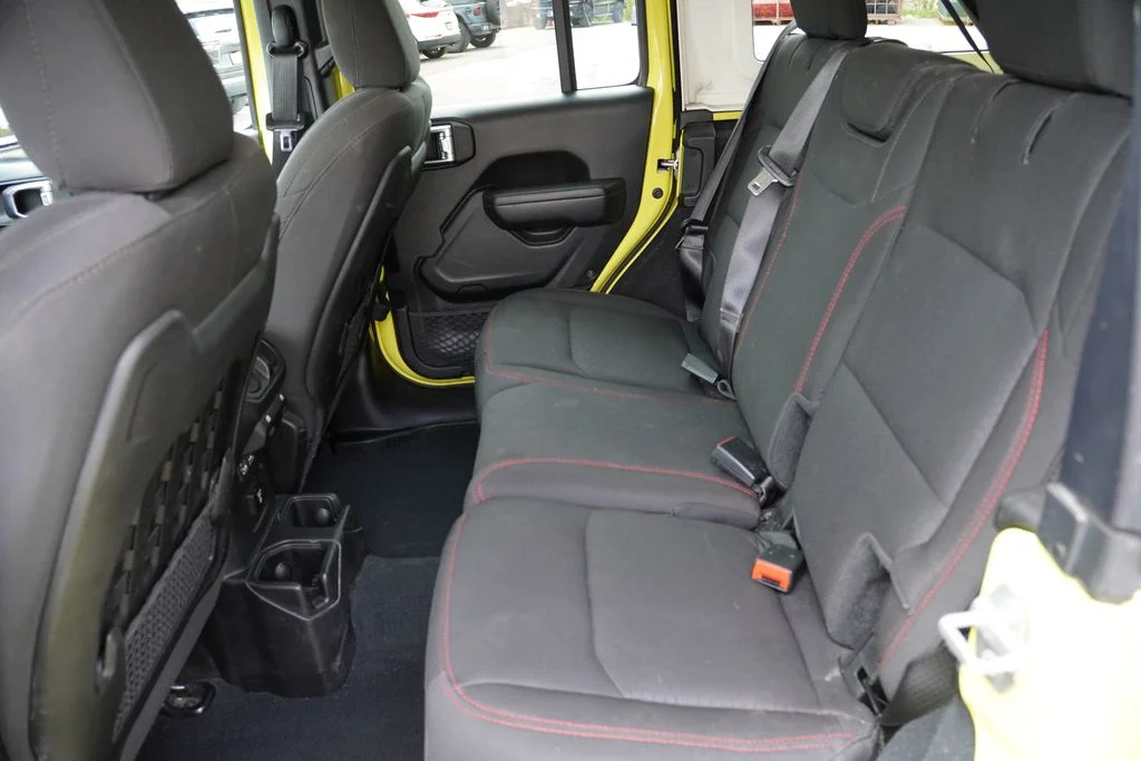 Used 2022 High Velocity Clearcoat Jeep Unlimited Rubicon image 19