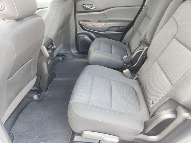 Used 2023 Summit White GMC SLE image 32