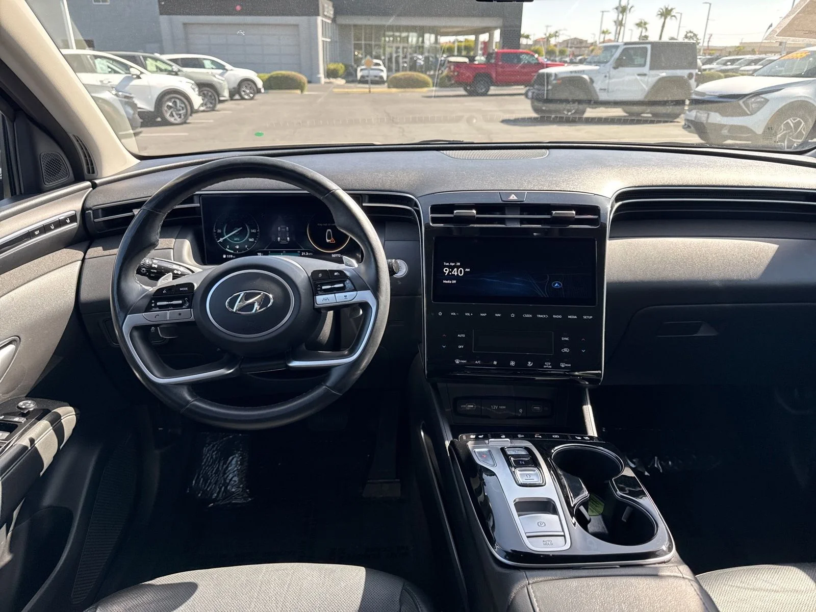 Used 2022 Phantom Black Hyundai Limited image 21