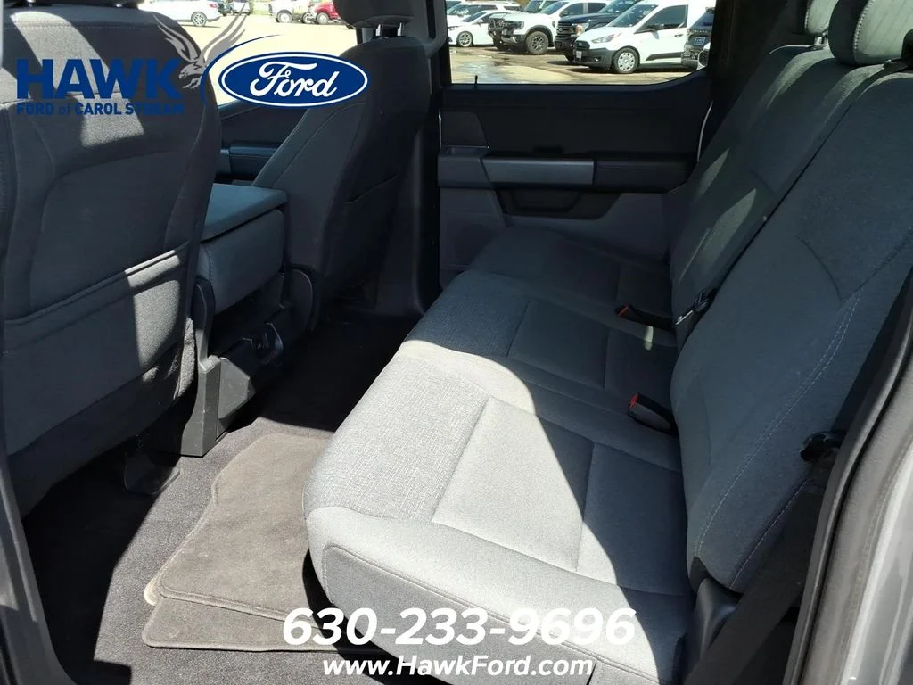 Used 2025 Silver Ford XLT image 27