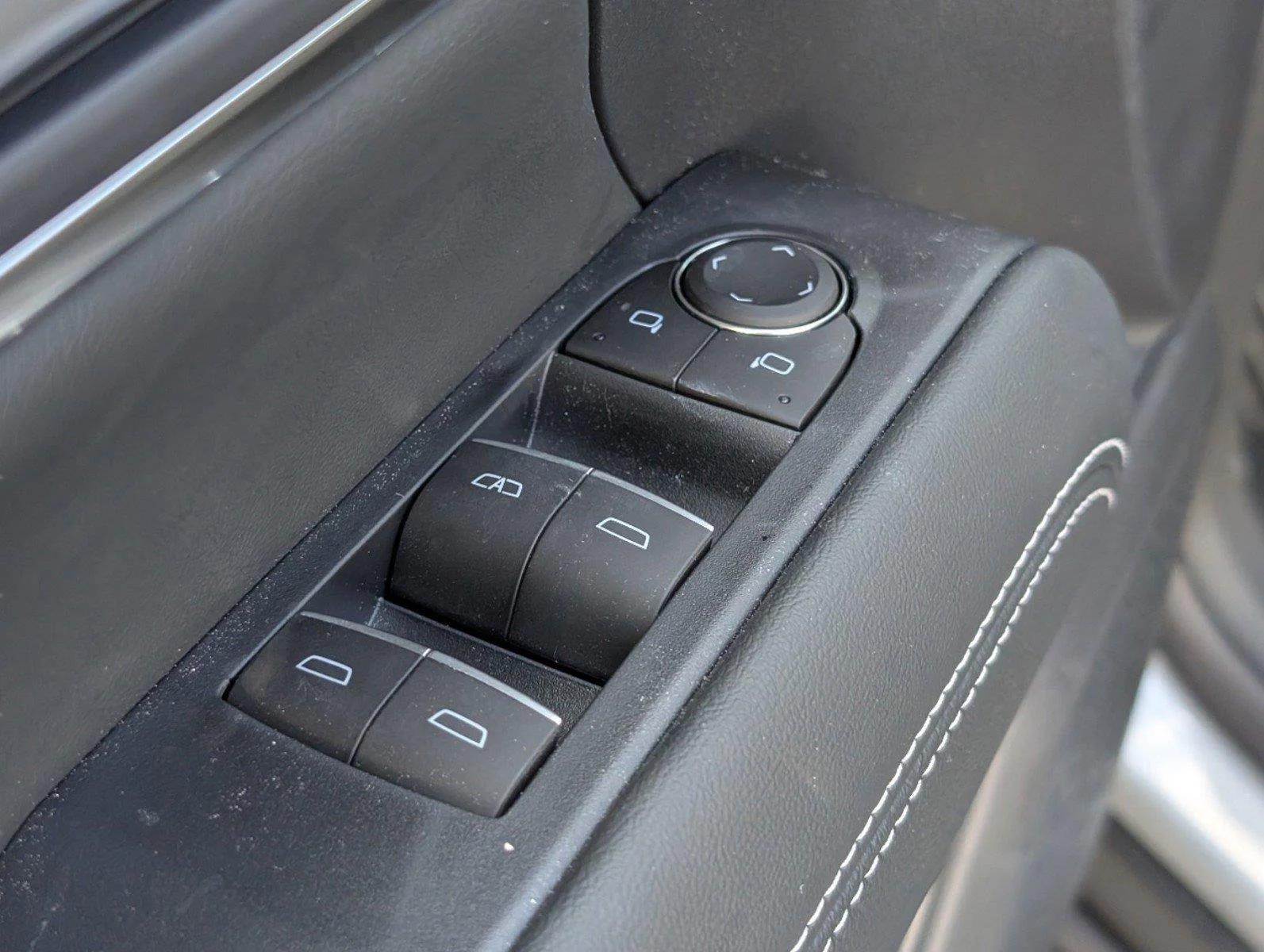 New 2026 Sterling Metallic GMC Denali image 27