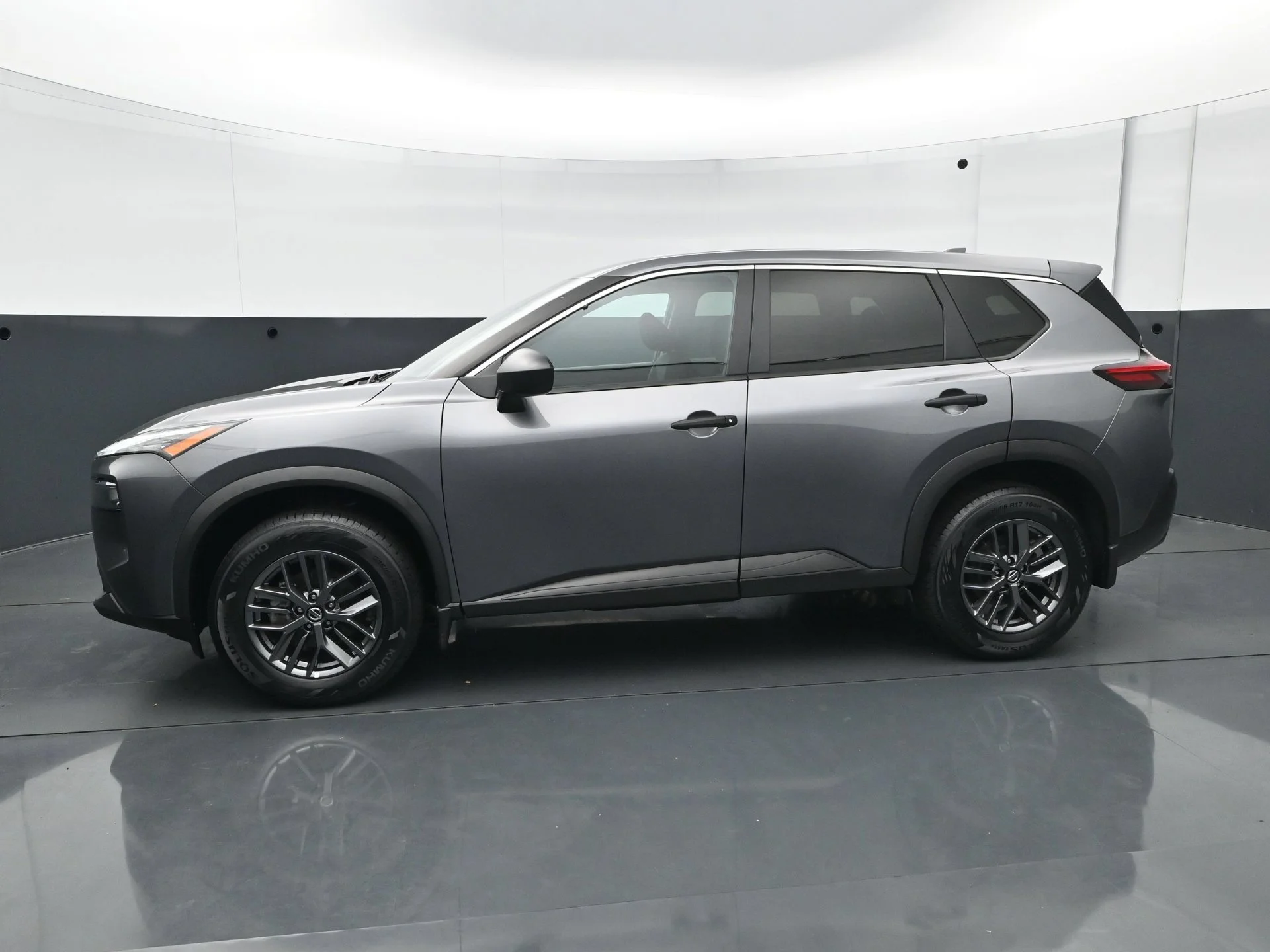 Used 2021 Nissan Rogue S with VIN 5N1AT3ABXMC698906 for sale in Minneapolis, Minnesota