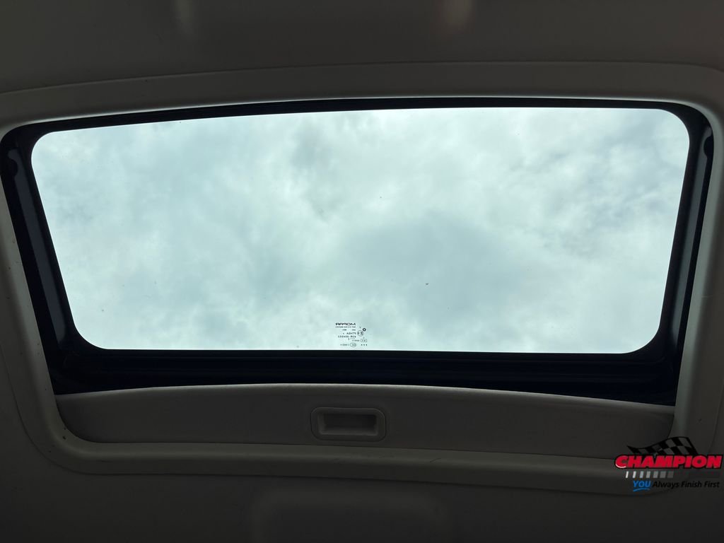 Used 2012 Black Jeep Latitude image 21