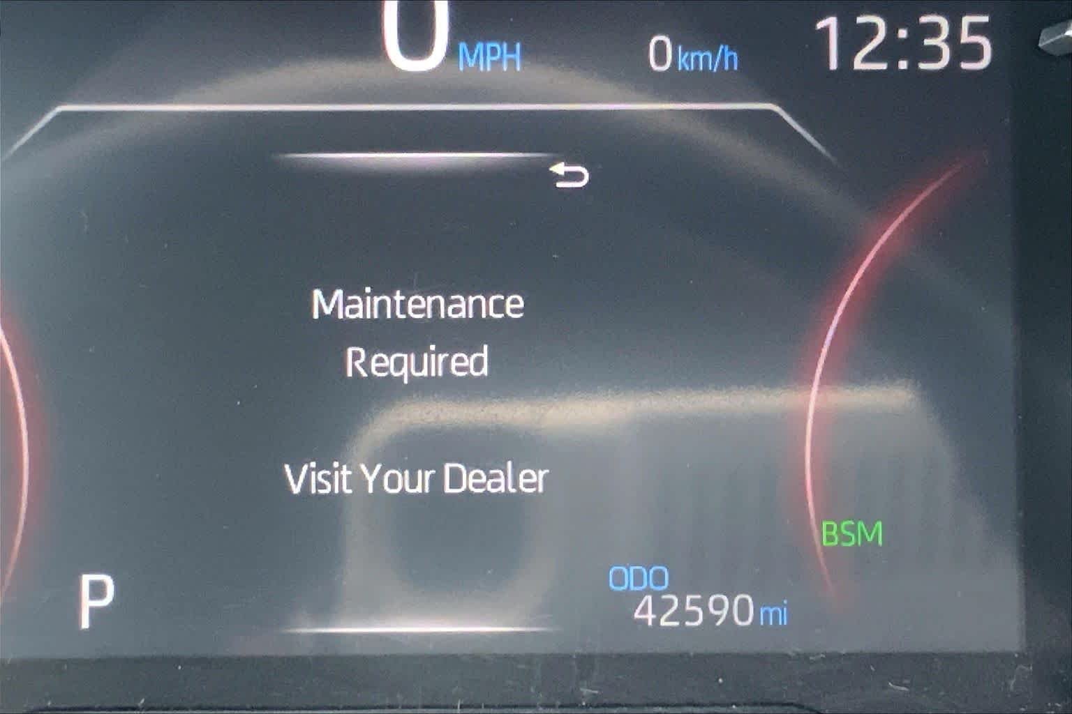 Used 2025 Ice Cap Toyota XLE image 25
