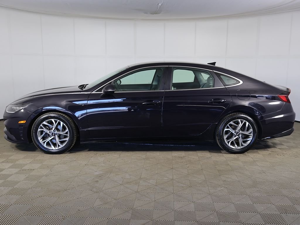 Used 2023 Blue Hyundai SEL image 13