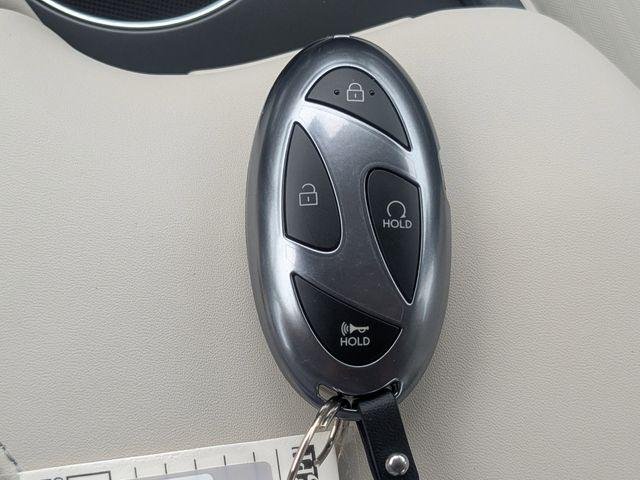 New 2026 White Hyundai SEL Sport image 31
