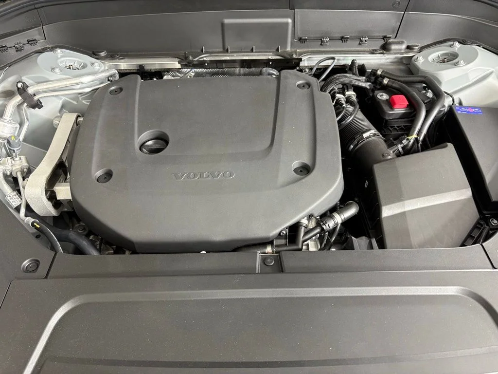 New 2026 Vapour Grey Volvo Ultra image 39