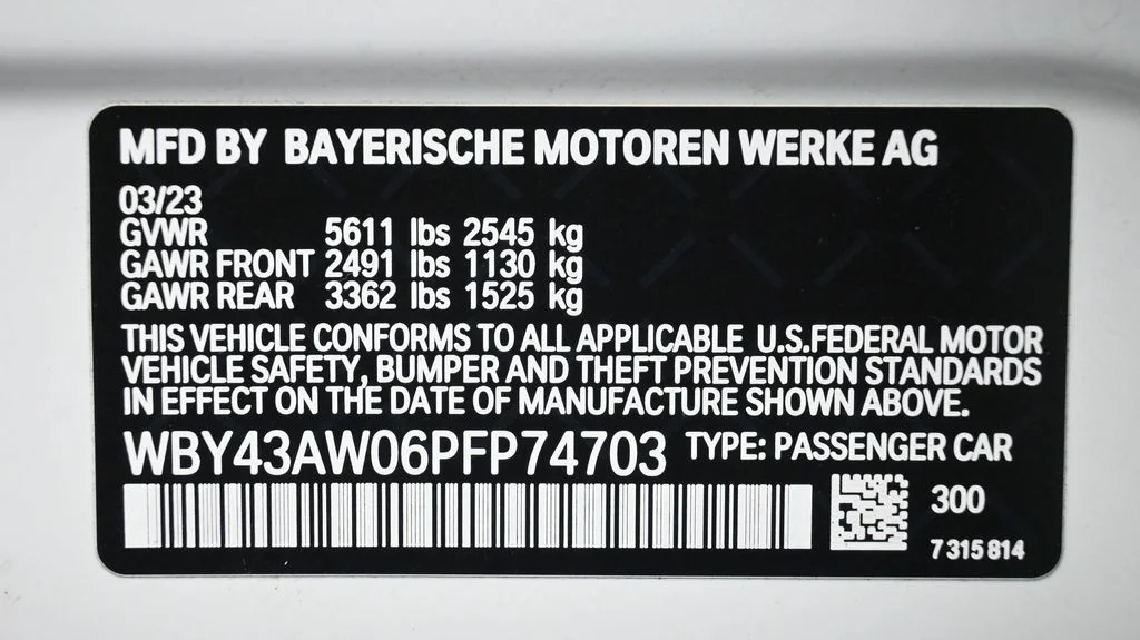 2023 BMW i4 35 - Photo 23