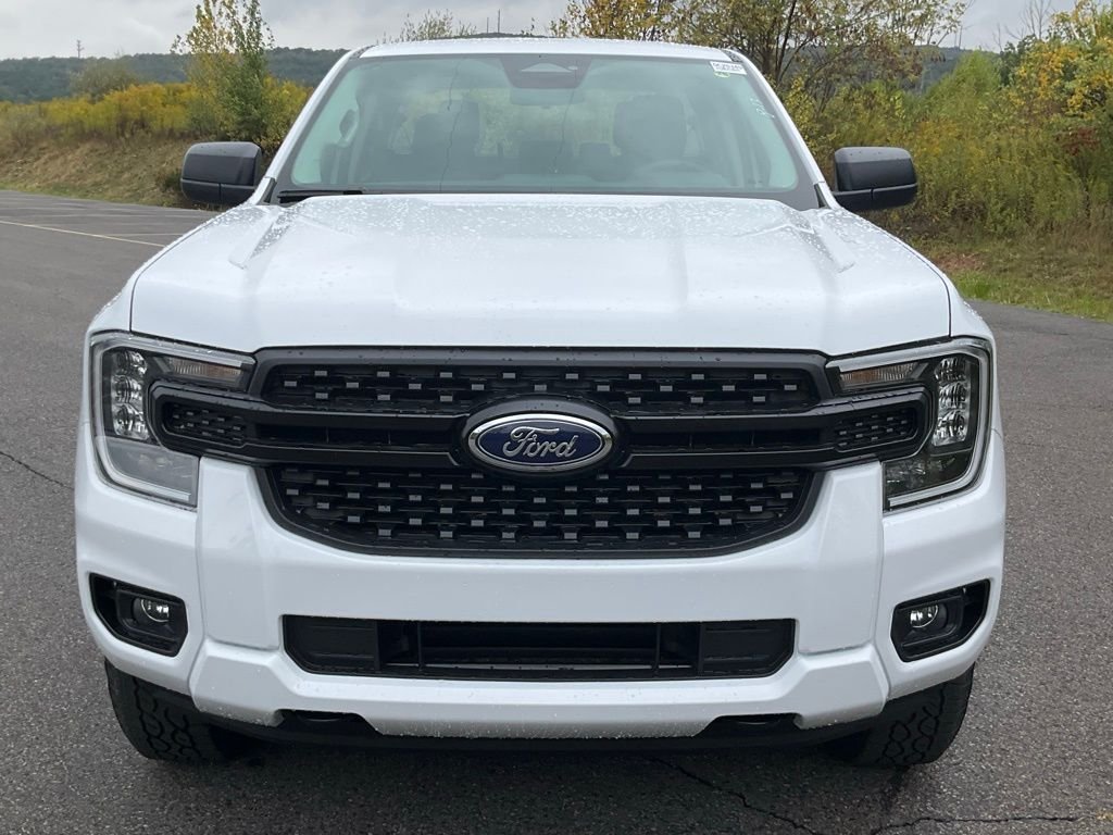 Used 2025 Oxford White Ford XL image 32