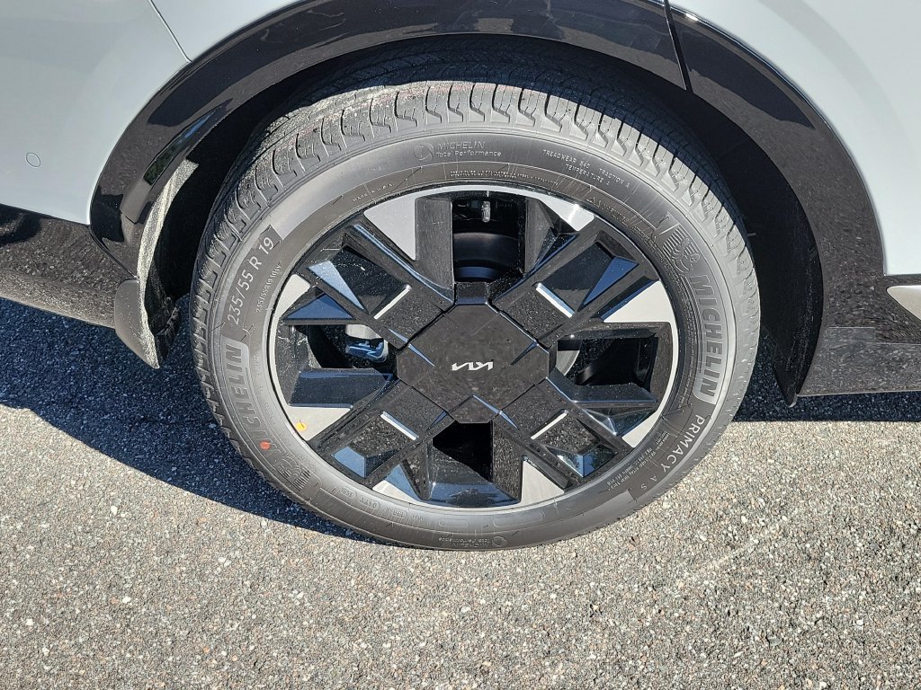 New 2027 Wolf Gray Kia SX Prestige image 39
