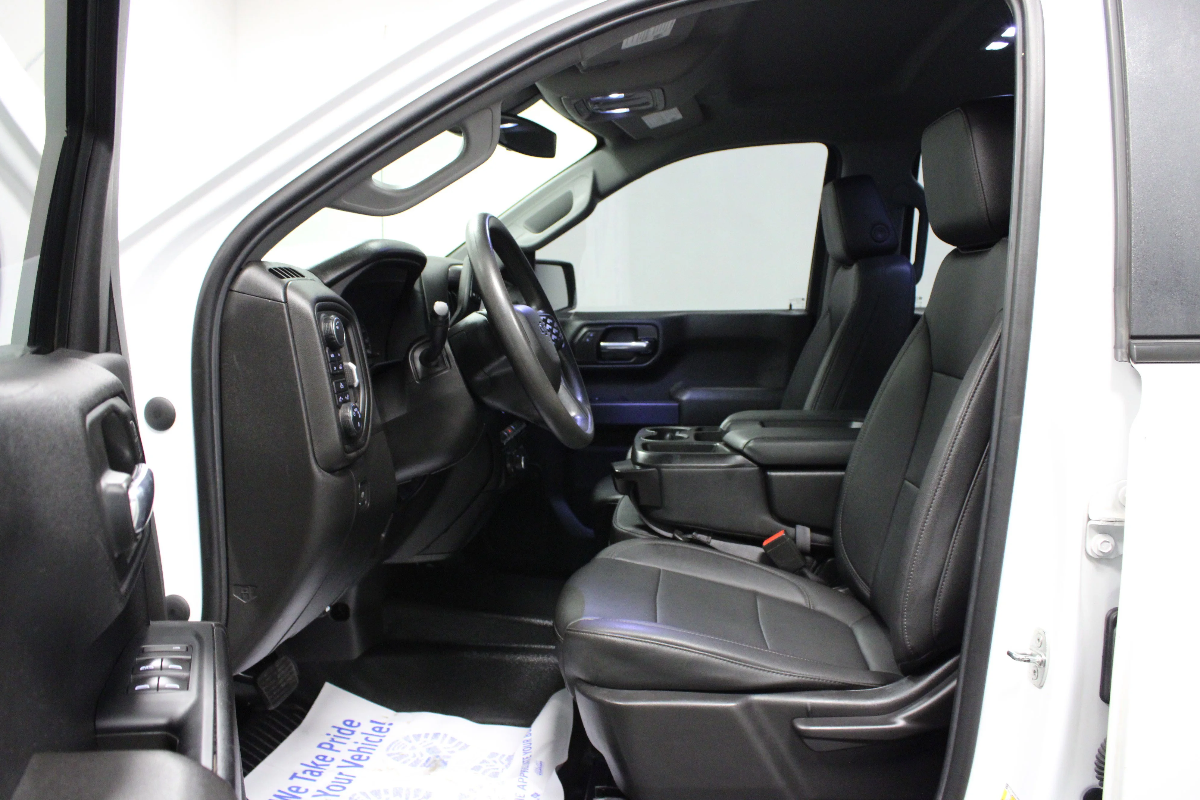 Used 2022 Summit White Chevrolet WT image 12