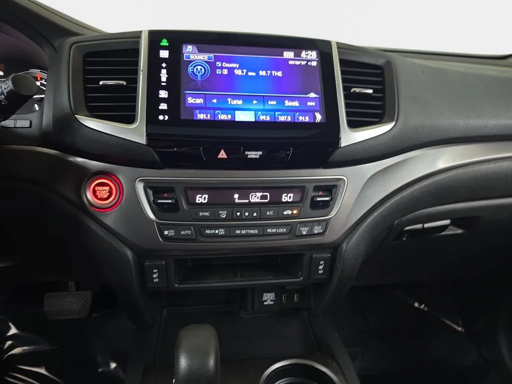 Used 2016 Modern Steel Metallic Honda EX-L image 23