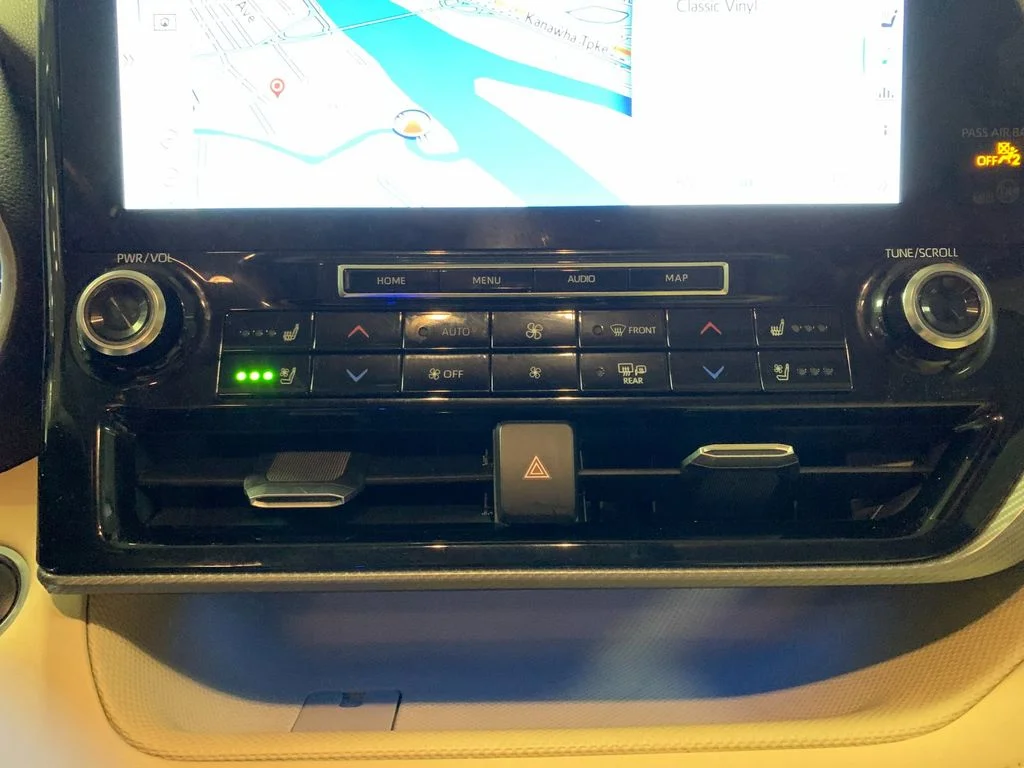 Used 2020 Red Toyota Platinum image 28