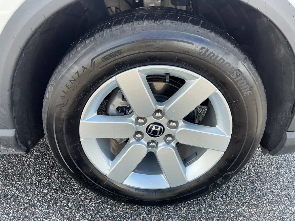 Used 2024  Honda EX image 15