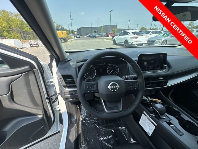 Used 2026 White Nissan SV image 14