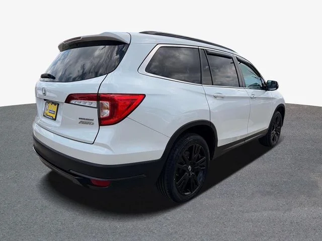Used 2022 White Honda Special Edition image 3