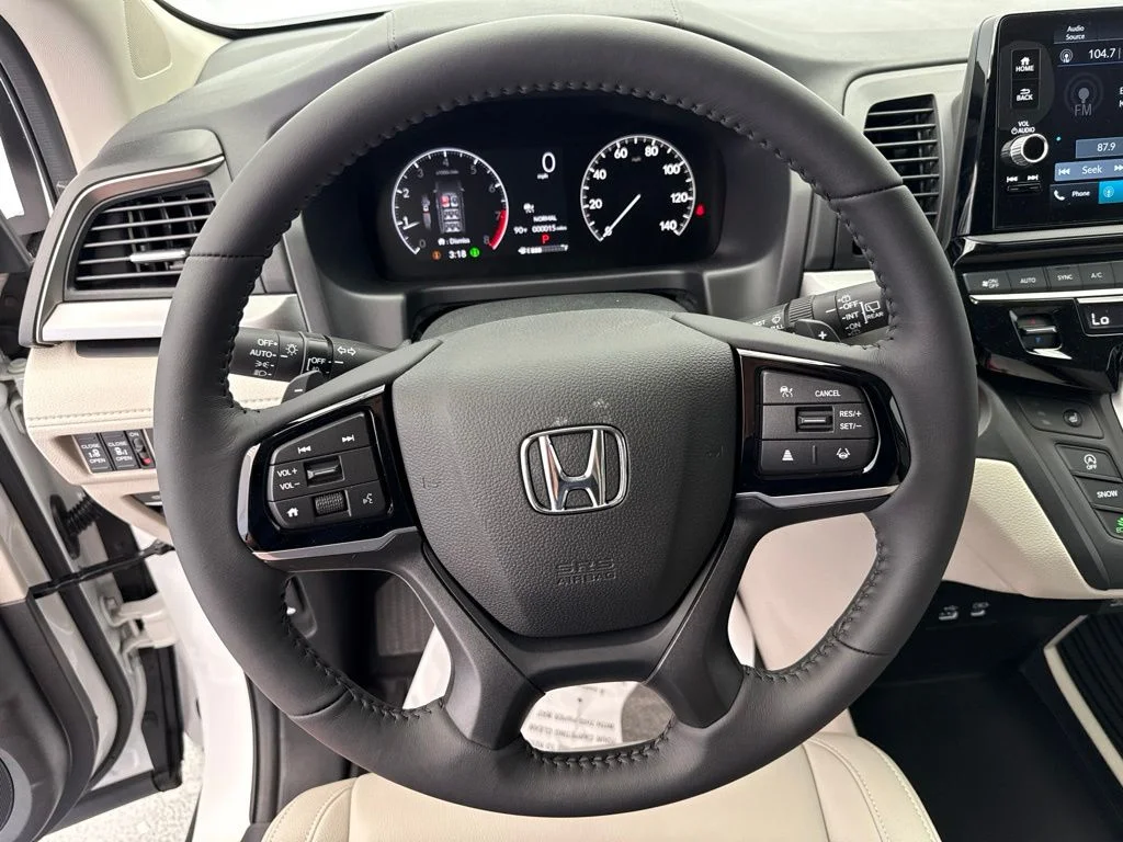 New 2026 Platinum White Pearl Honda EX-L image 26