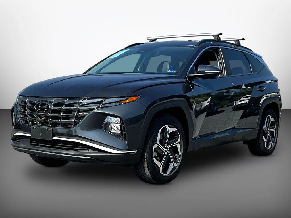 Used 2022 Gray Hyundai SEL image 3