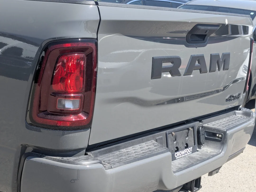 New 2026 Grey RAM Black Express - - 6.7L HO Diesel - 20 Black Wheels - 5th Wheel/Gooseneck Prep - Sport Hood & More! image 11