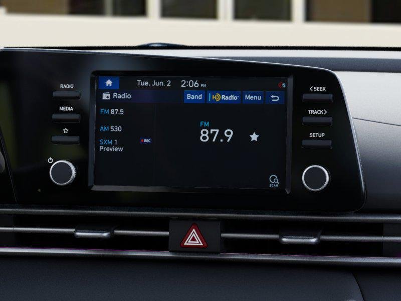 New 2026 Abyss Black Hyundai SE image 13