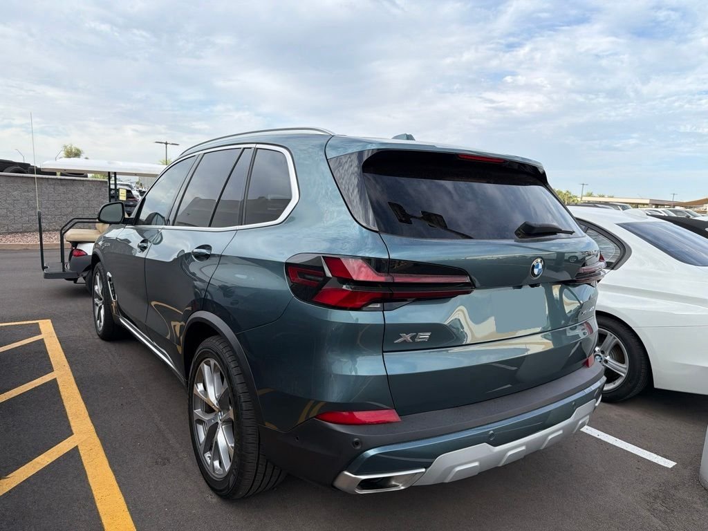 Certified Used 2024 Blue BMW xDrive40i image 3