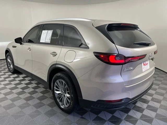 Used 2024 Silver Mazda 3.3 Turbo Preferred Plus image 5