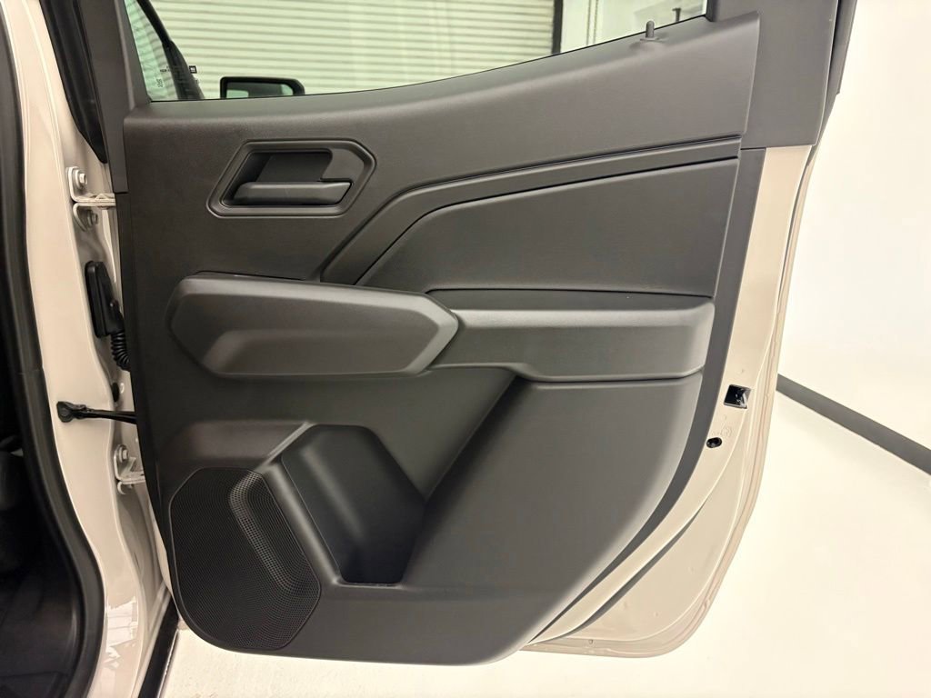 New 2026 White Sands Chevrolet Trail Boss image 31