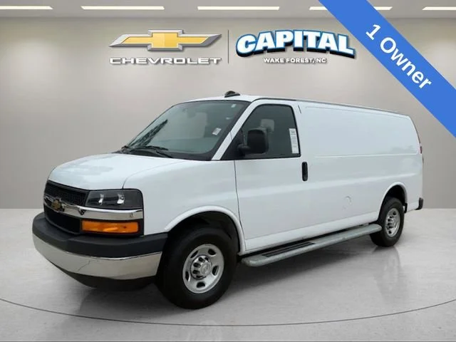2024 Chevrolet Express 2500 Work Van HD's photo