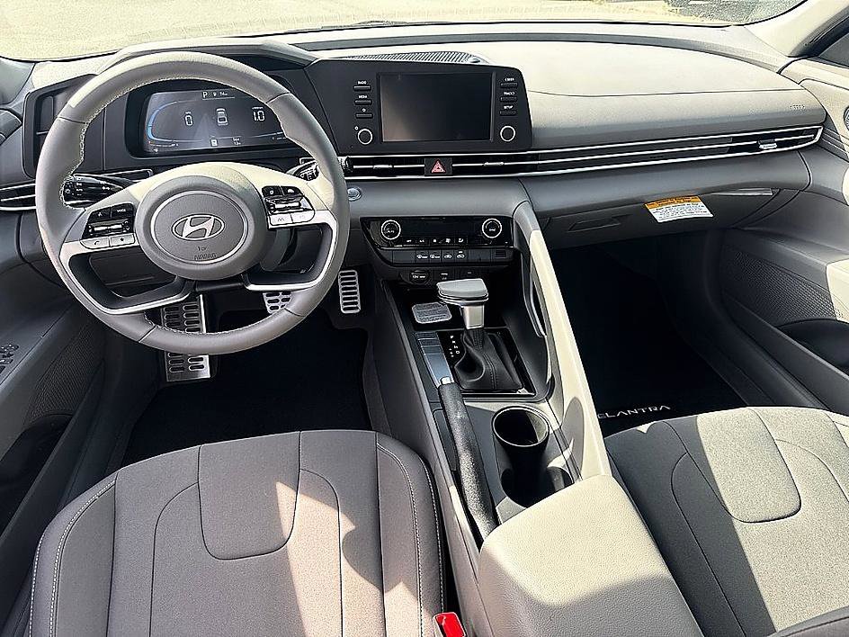 Used 2026 Serenity White Hyundai SEL Sport image 6
