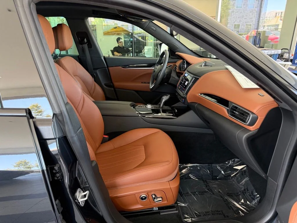 Used 2022 Nero Noctis Black Maserati GT image 12