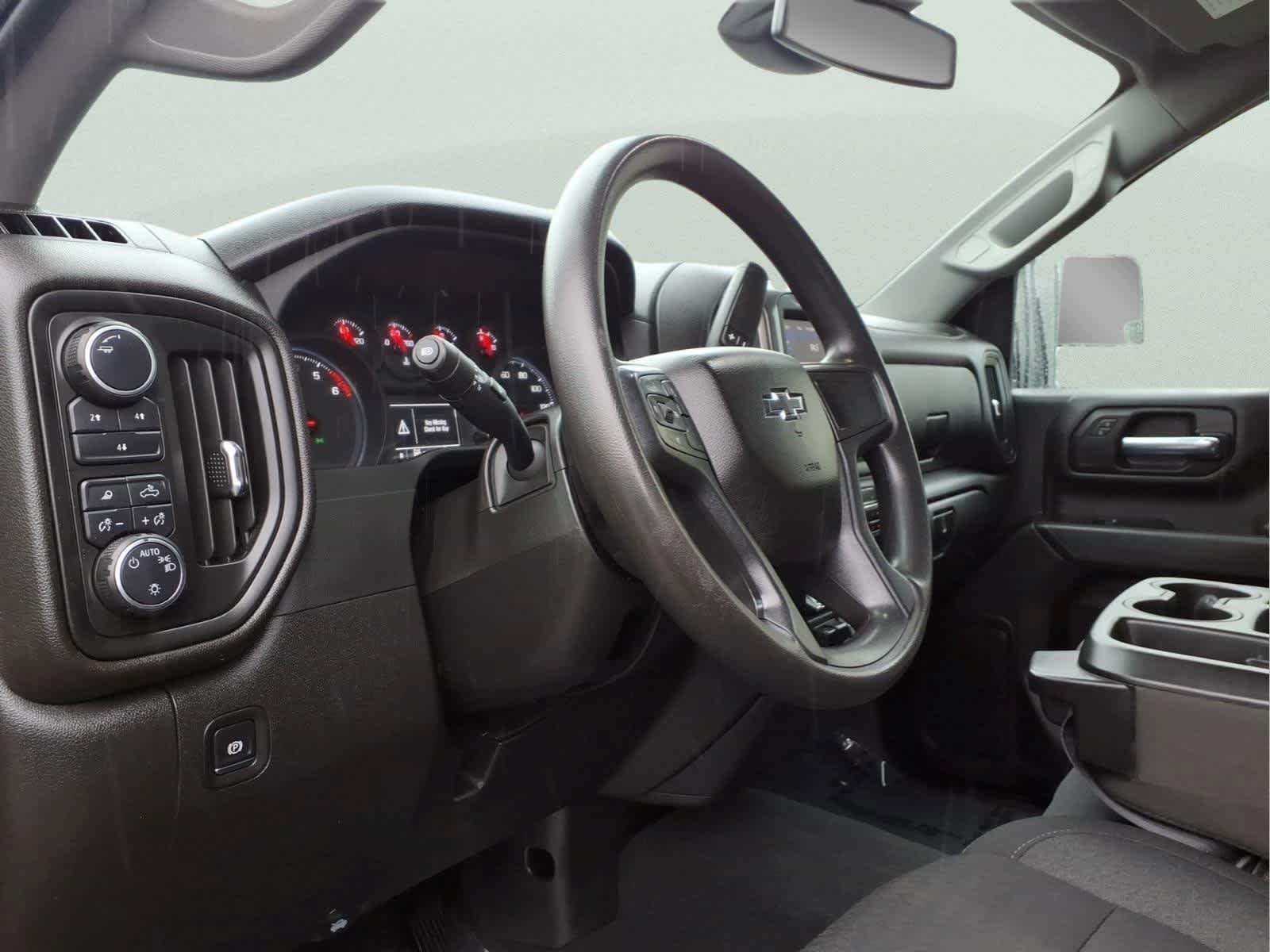 Used 2025 Black Chevrolet Custom image 14
