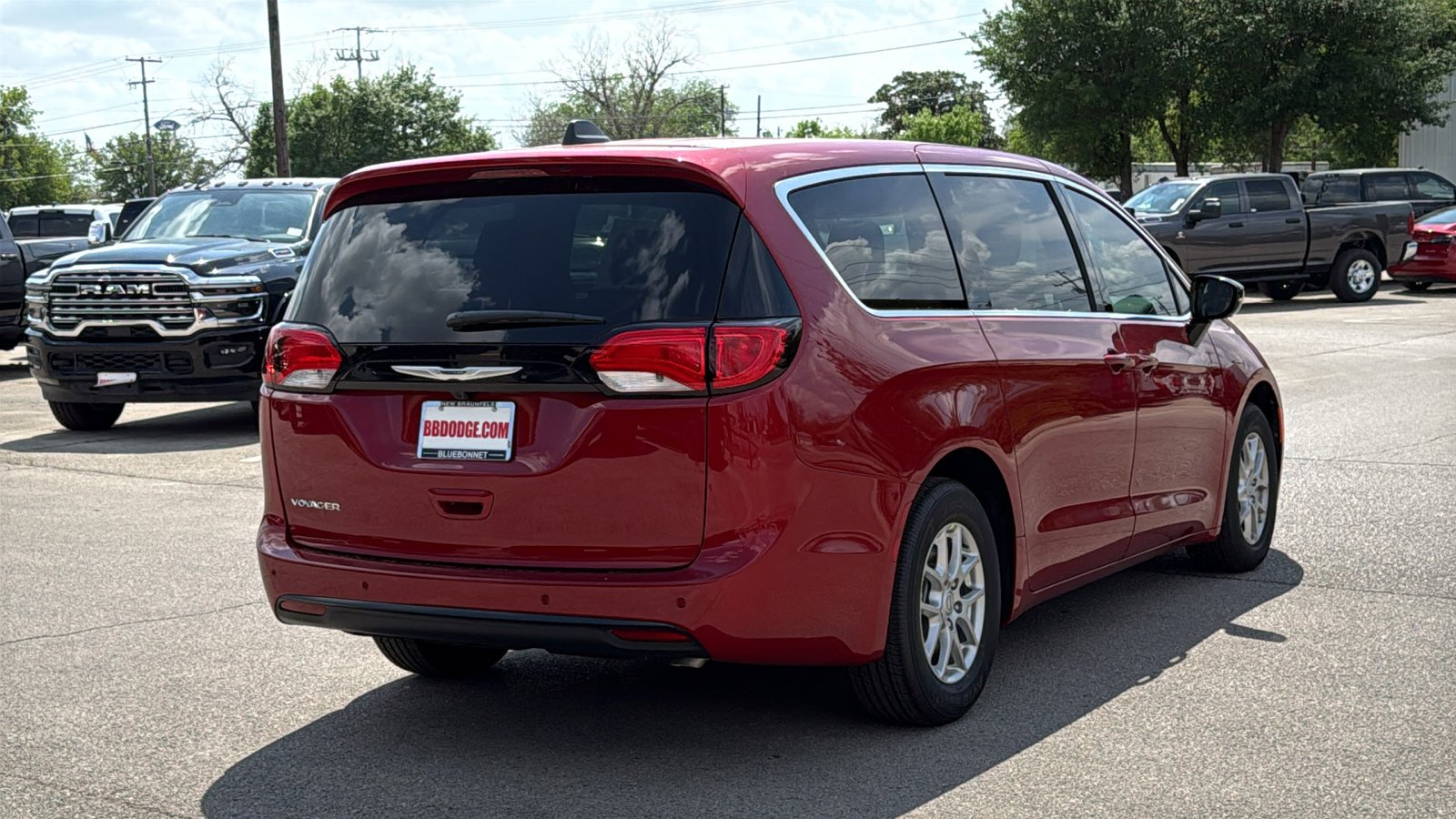 New 2026 Red Hot Pearl-Coat Exterior Paint Chrysler LX image 5
