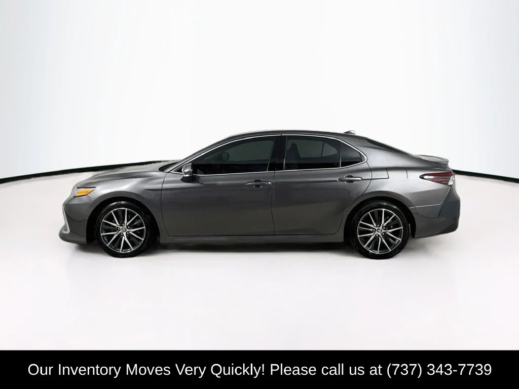Used 2021 Predawn Gray Mica Toyota XLE image 4