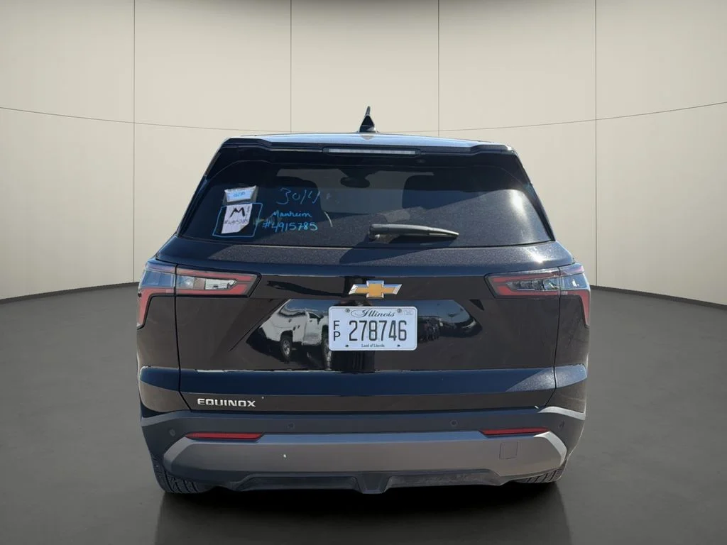 Used 2025 Black Chevrolet LT image 6