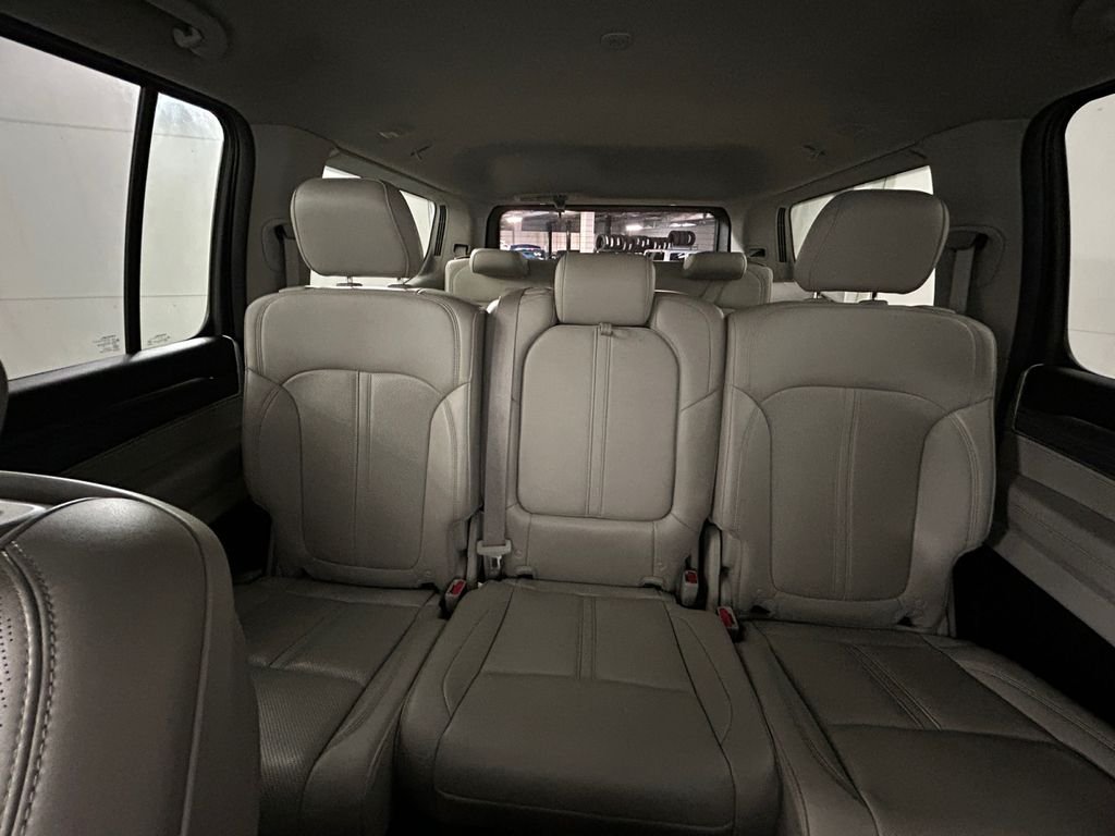 Used 2024 Black Jeep Series II image 19