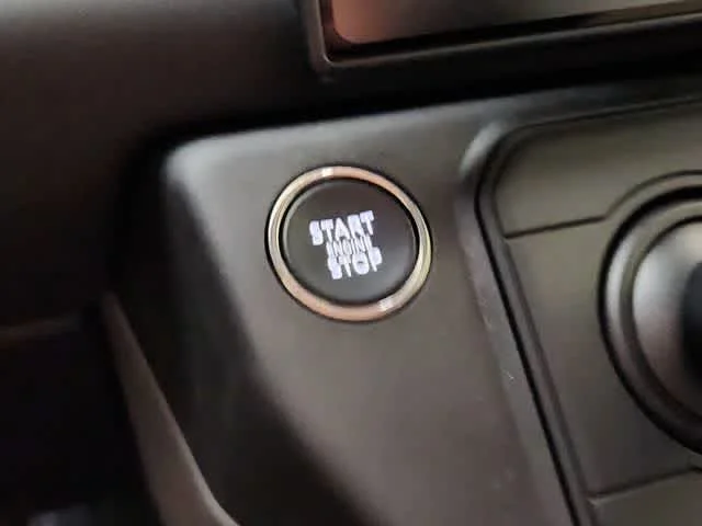 2026 Land Rover Defender V8 - Photo 21