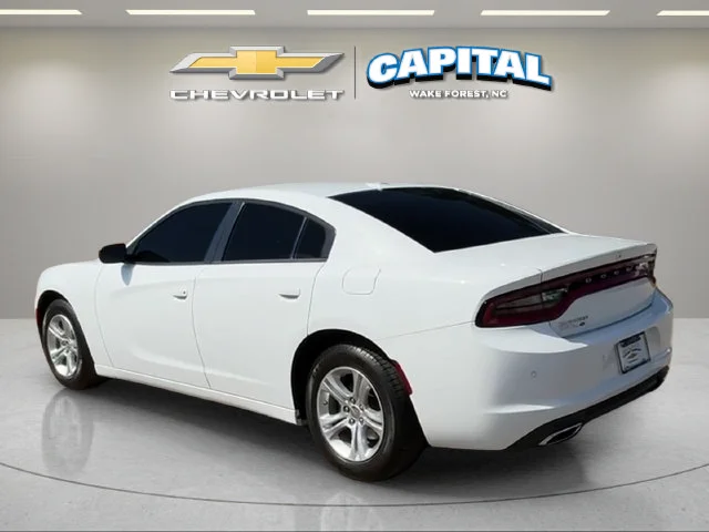 Used 2023 White Dodge SXT image 3