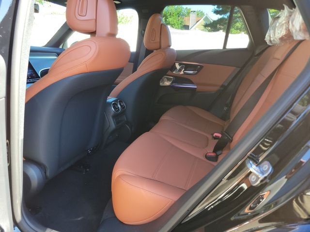 Used 2027 Black Mercedes-Benz GLC 300 image 16