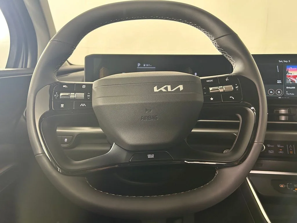 New 2027 Ceramic Silver Kia EX image 5