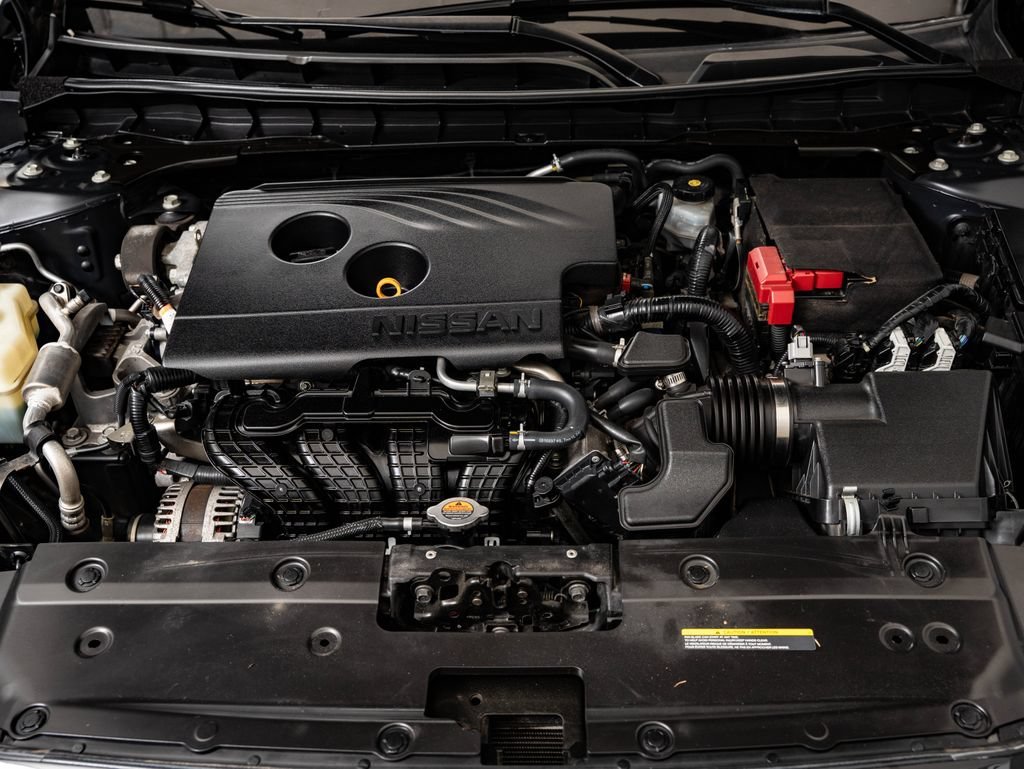 Used 2019 Super Black Nissan 2.5 SR image 42