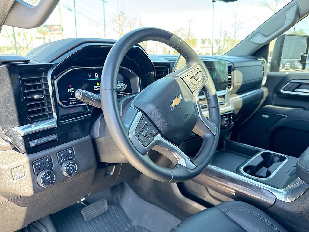 Used 2025 Black Chevrolet LTZ image 20