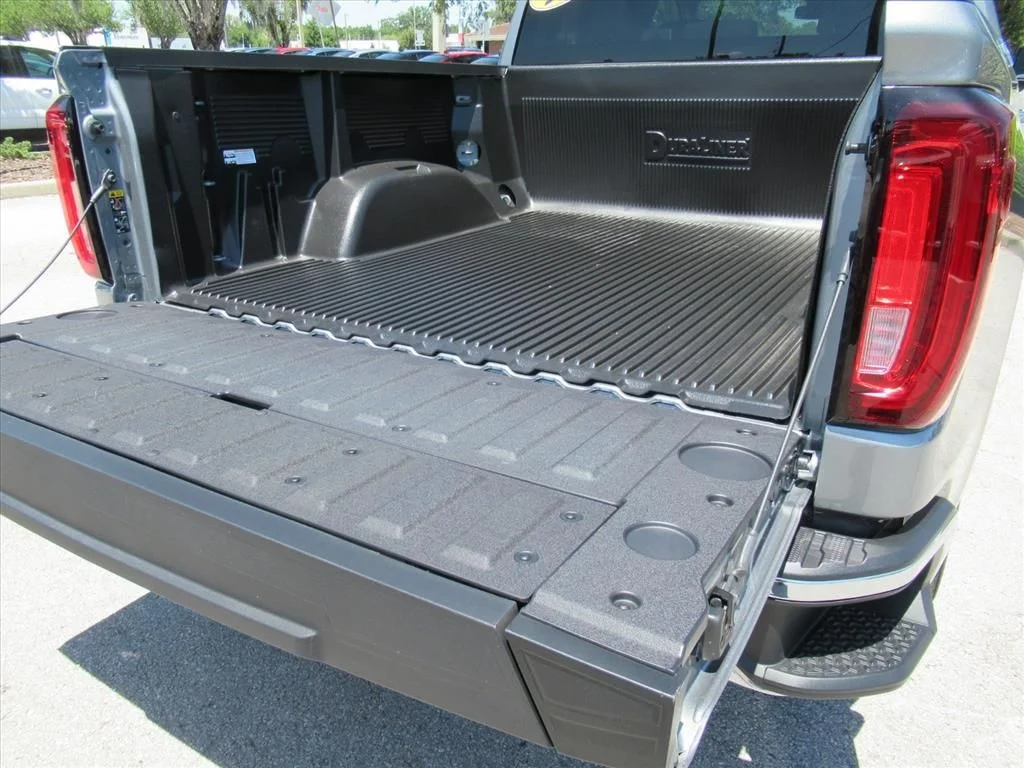 Used 2026 Silver GMC SLT image 29