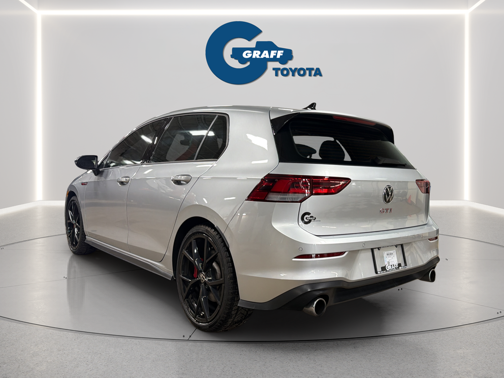 Used 2024 Silver Volkswagen SE image 10